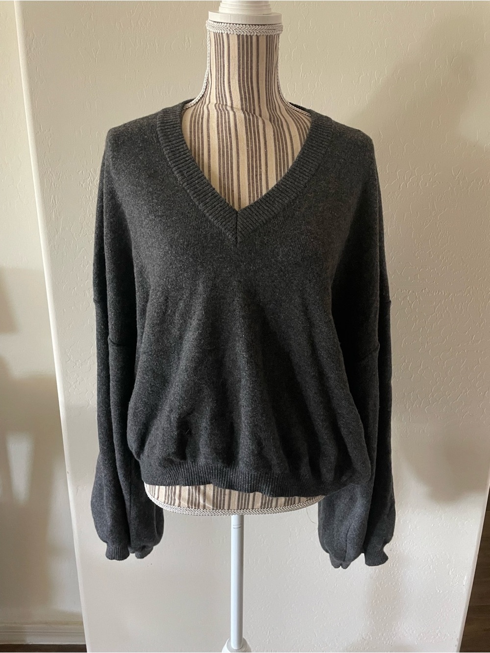The Frankie Shop V-Neck Balloon Sleeve Sweater